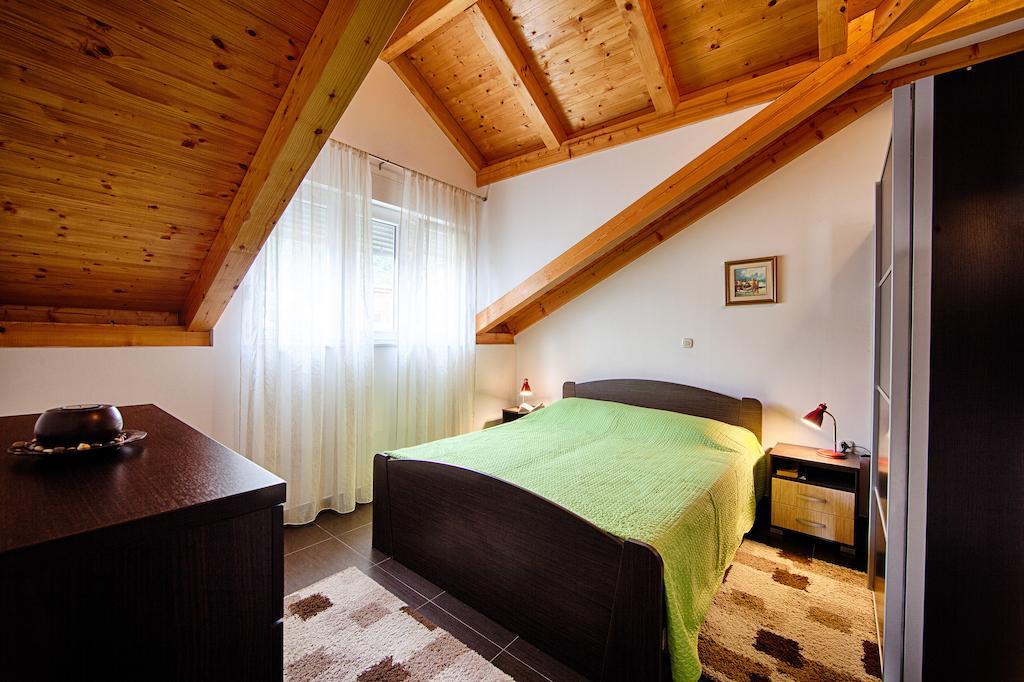 Komiža Guesthouse Ksenija מראה חיצוני תמונה