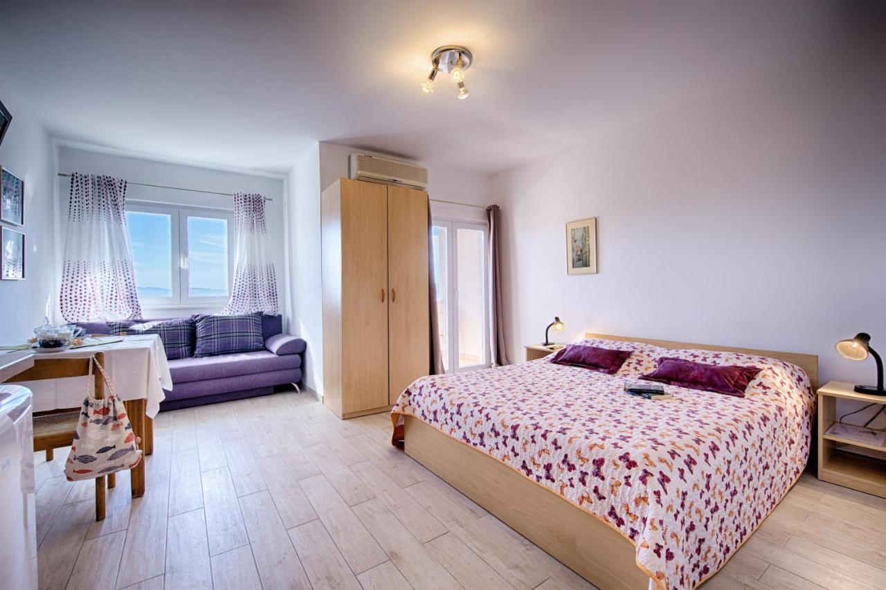 Komiža Guesthouse Ksenija מראה חיצוני תמונה